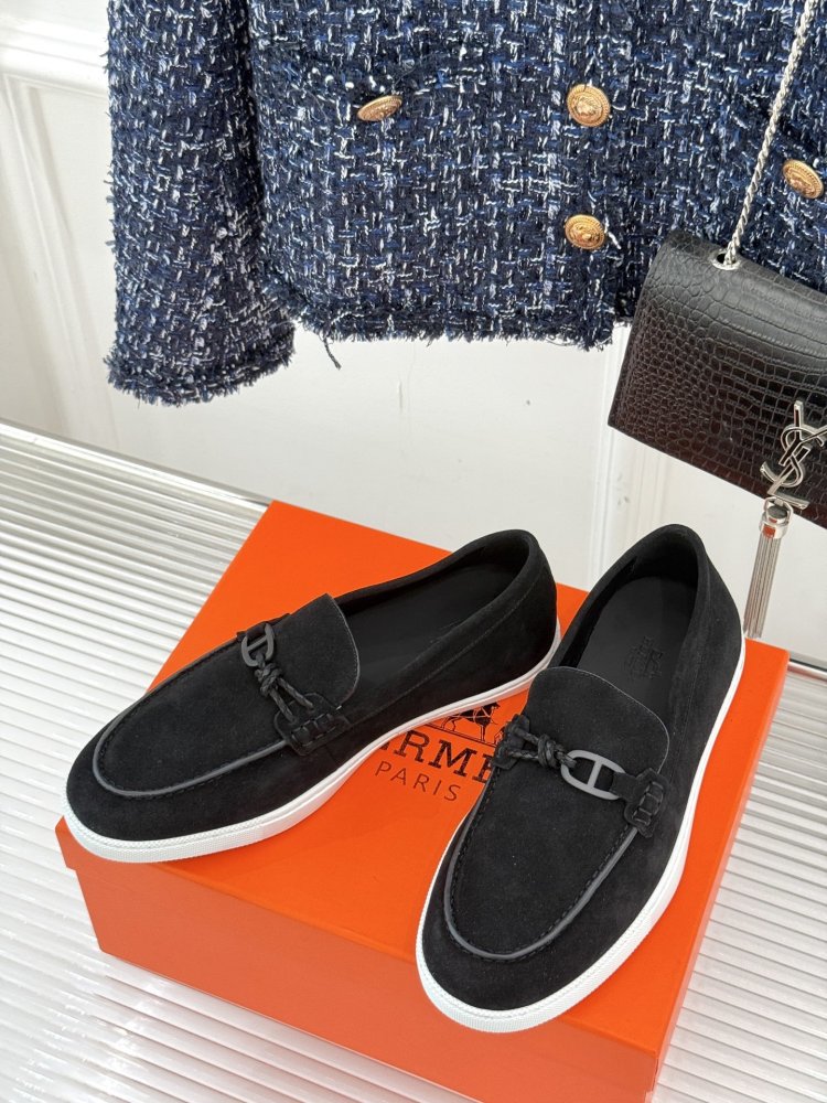 Лоферы жіночі фото 2