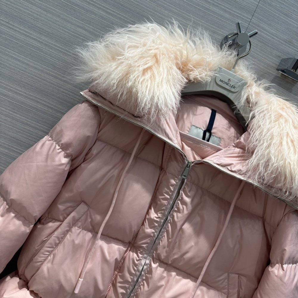 Down jacket from fur collar фото 4