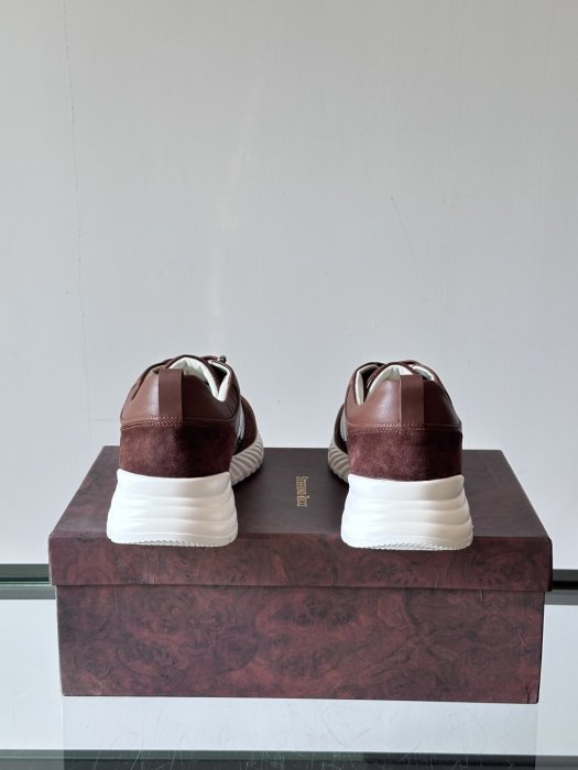 Кроссовки фото 8