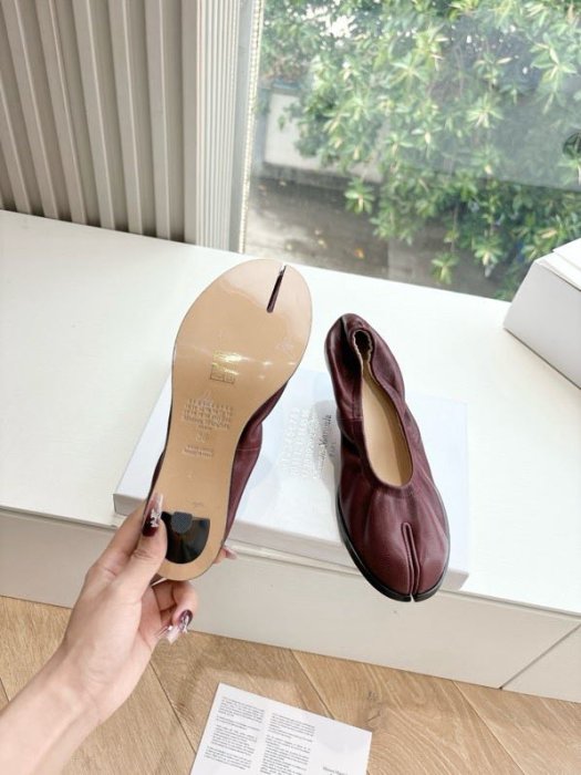 Туфли кожаные с раздвоенным носком фото 6