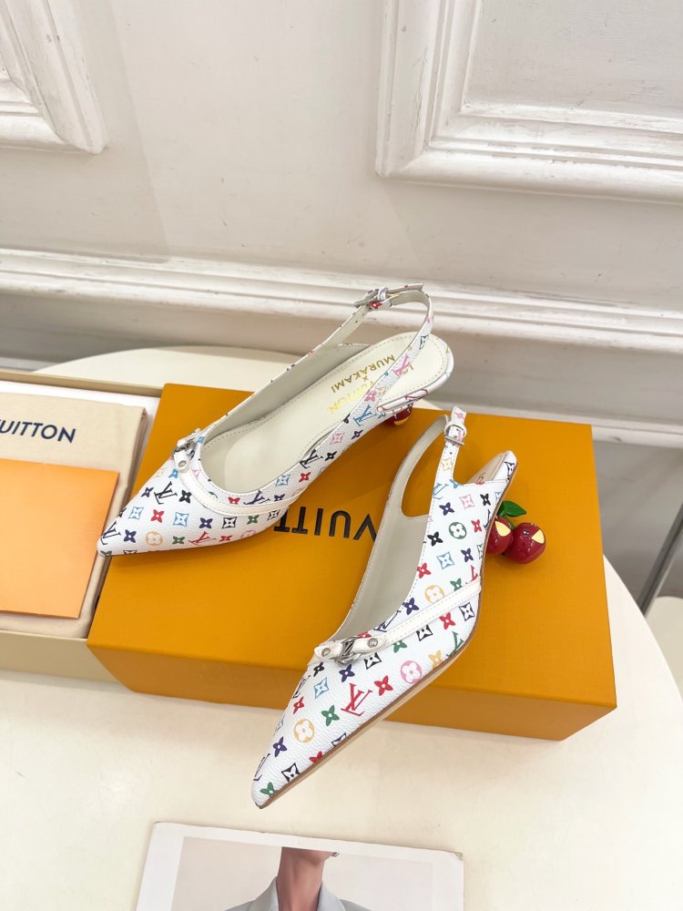 Босоножки фото 5