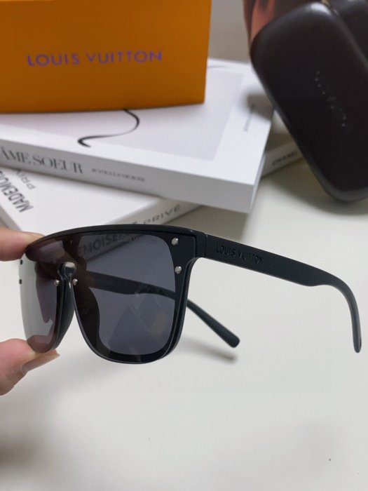 Очки солнцезащитные фото 6