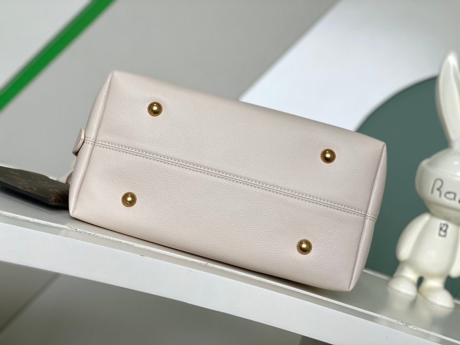 Сумка женская Low Key Hobo 35 см фото 4