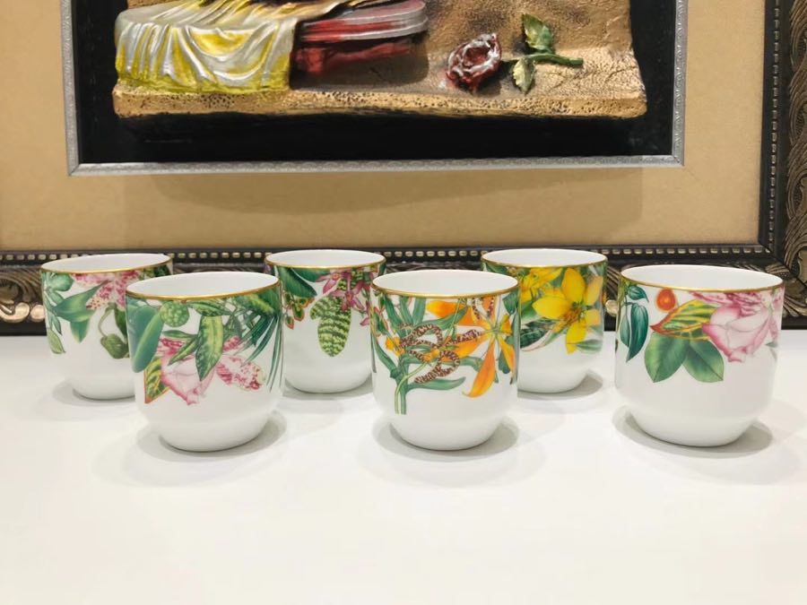 Set cups of bone porcelain Passifolia Series