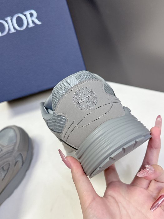 Кроссовки фото 9