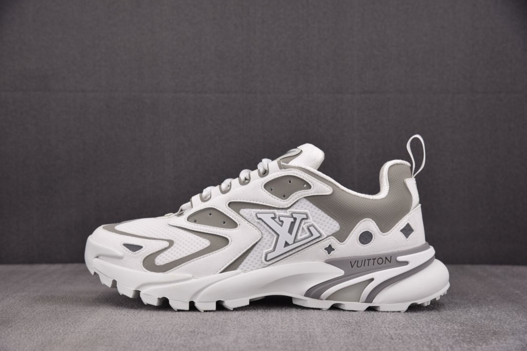 Кроссовки LOUIS VUITTON Runner Tatic Grey White