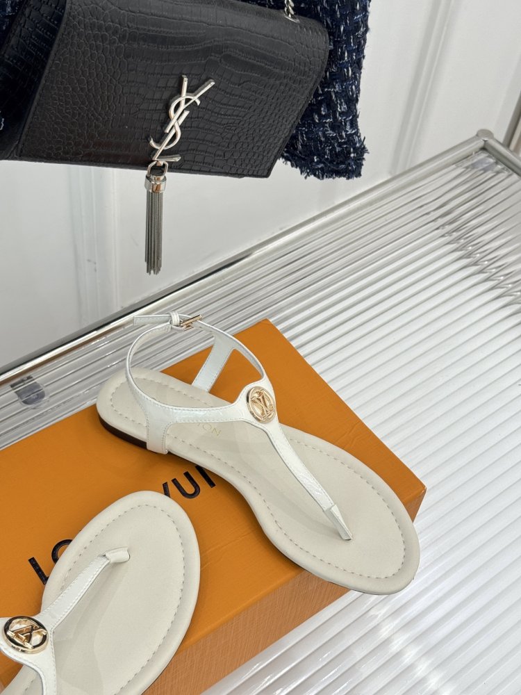 Сандалии женские фото 5