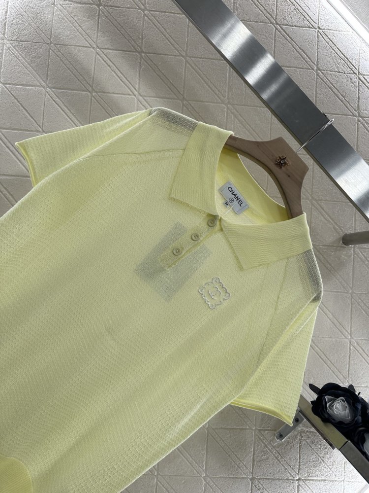 Футболка жіноча фото 3