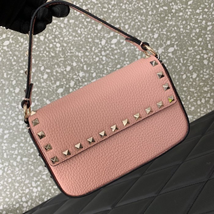 Сумка женская Valentino Garavani Rockstud 19 см фото 4