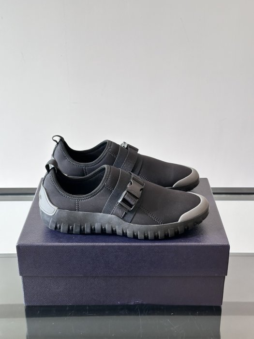 Кроссовки мужские