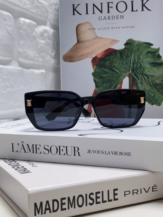 Окуляри сонцезахисні фото 2