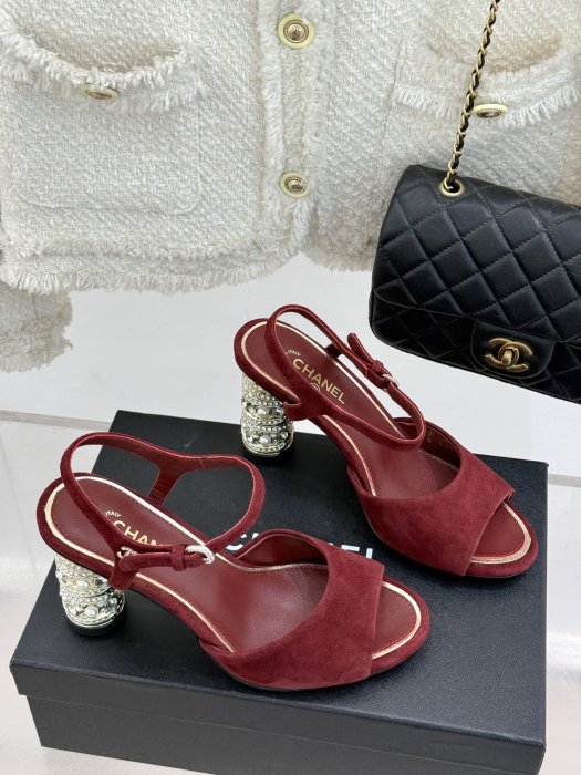 Босоножки фото 3