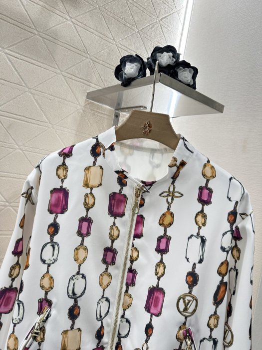 Jacket women's фото 5