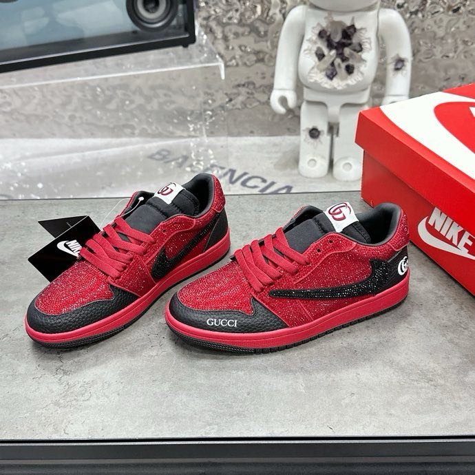 Кроссовки Nike Air Jordan x Gucci фото 9