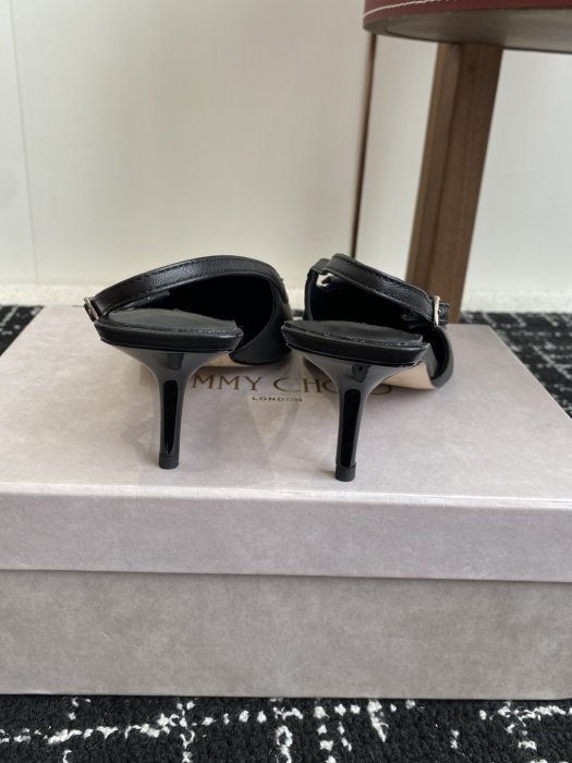 Босоножки фото 8