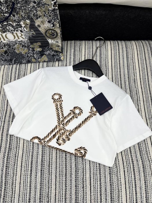 Футболка женская фото 6