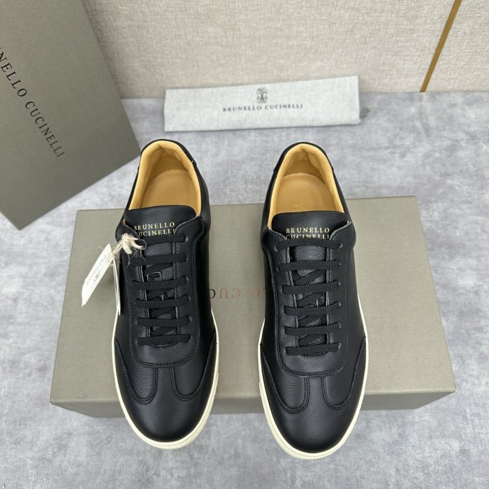 Sneakers men's