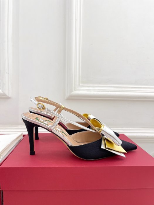 Босоножки фото 2