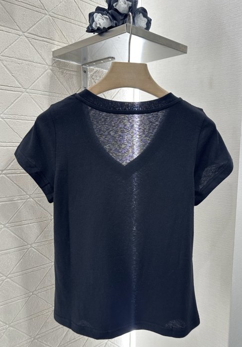 T-shirt women's фото 2