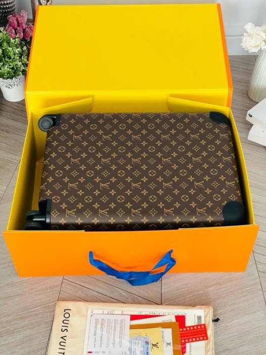 Чемодан Horizon 55 для ручной клади 38х55х21 см фото 4