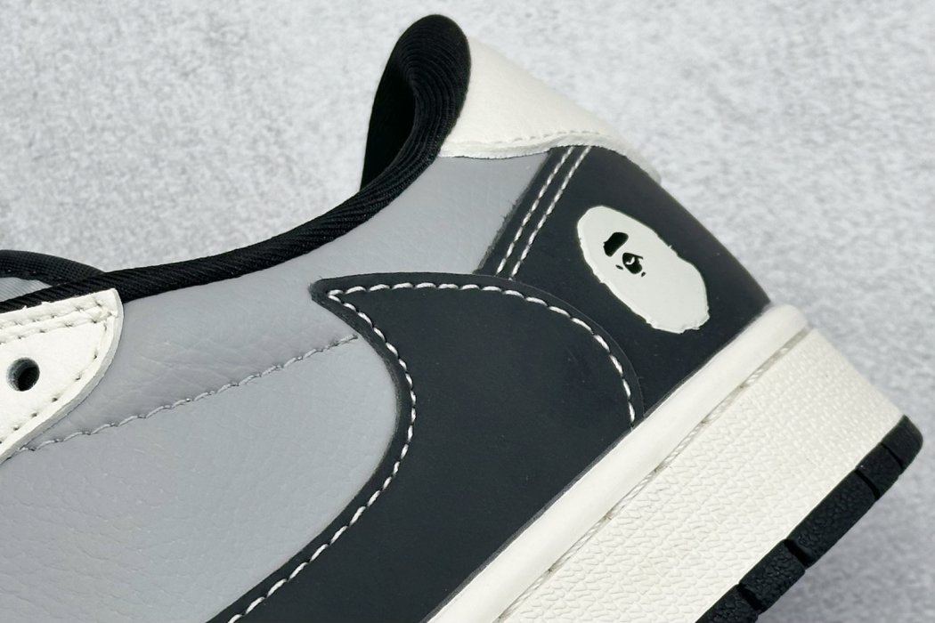 Кроссовки Fragment x Travis Scott x Air Jordan 1 Low фото 9