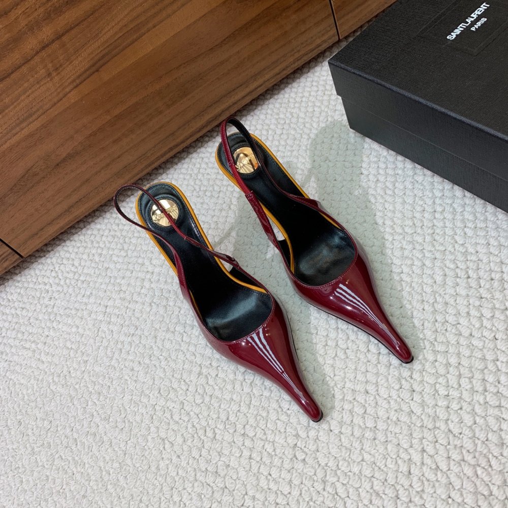 Босоножки фото 3