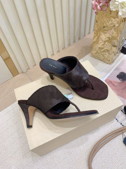 Босоножки фото 2