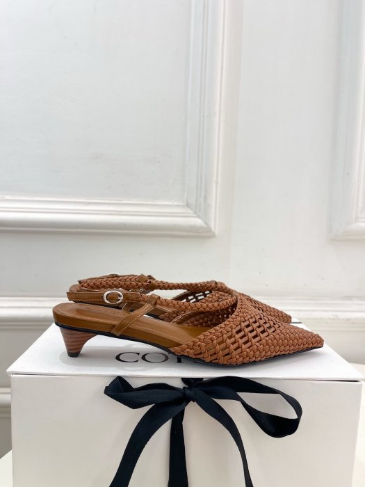 Босоніжки фото 4