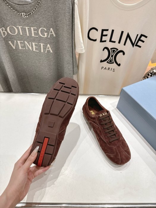 Кроссовки фото 9