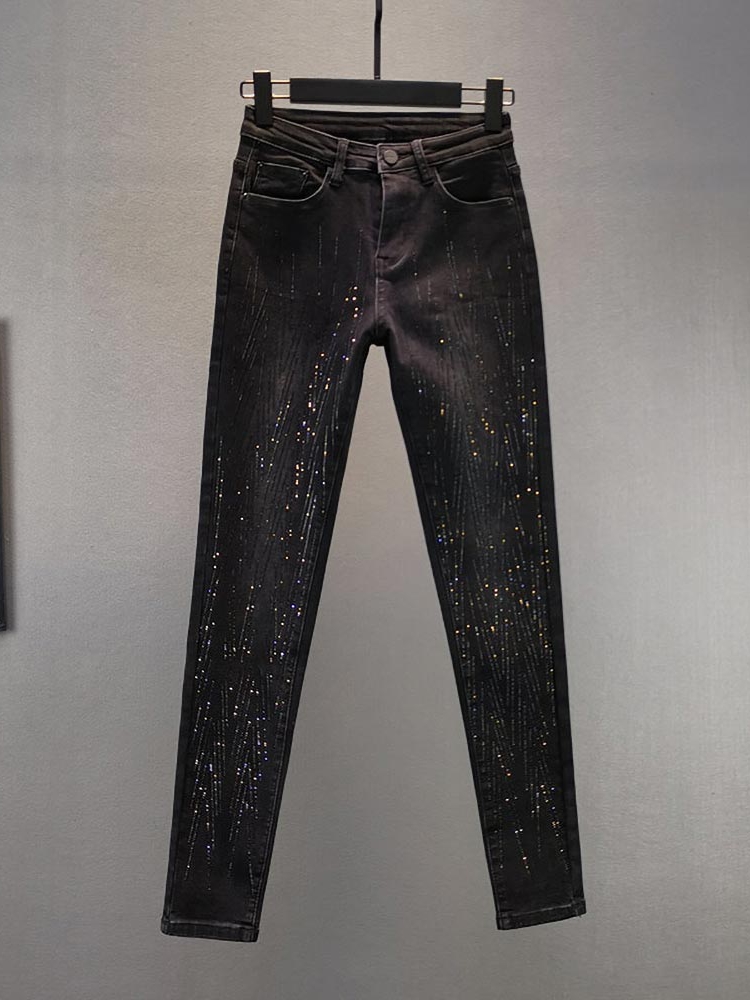 Черные джинсы женские