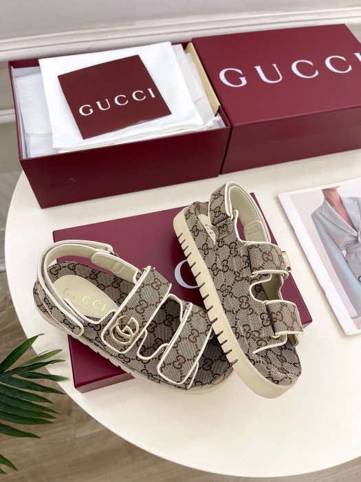 Sandals women's - the size 37 фото 3