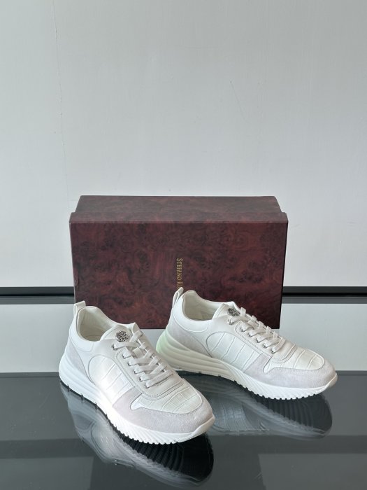 Кросівки фото 5