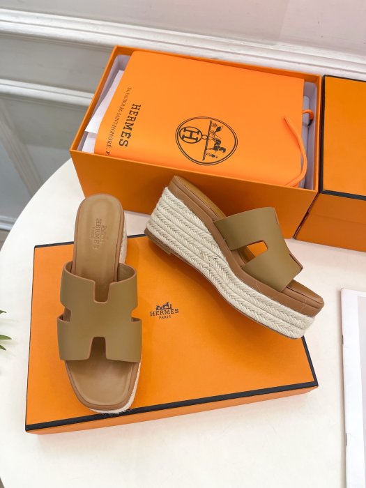 Босоножки фото 4