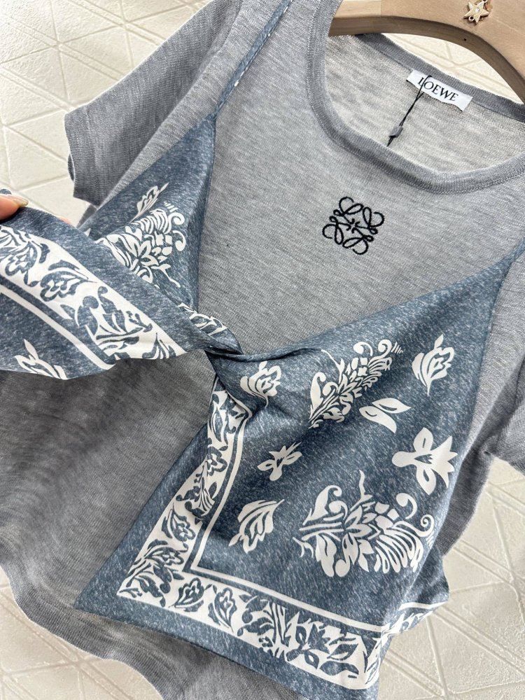 T-shirt women's фото 8