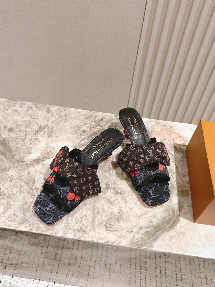 Босоніжки фото 3