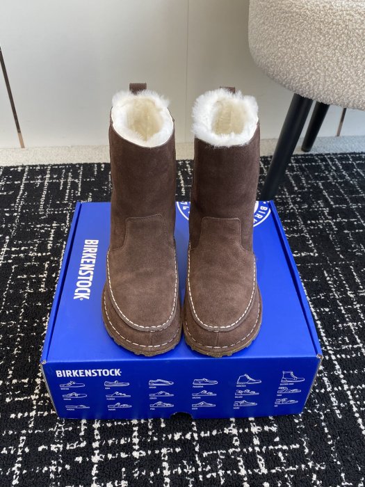 Ugg boots women's