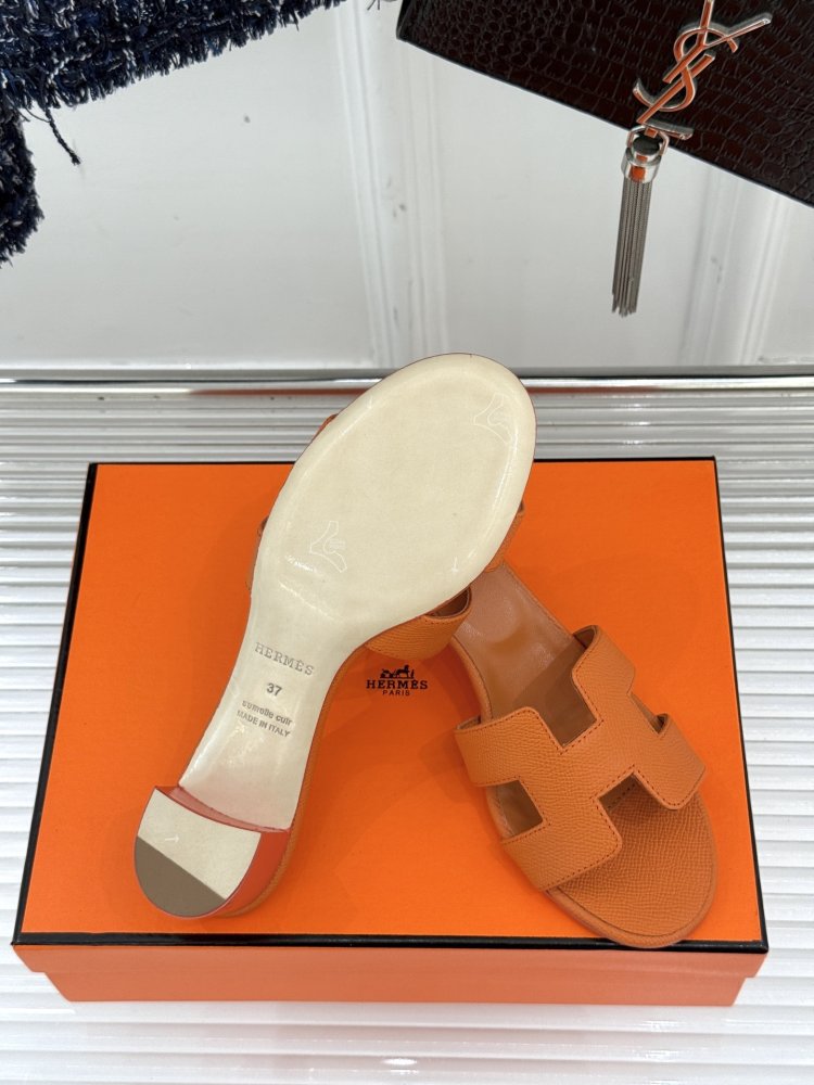 Босоножки фото 9