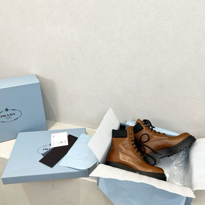 Ботинки женские фото 8