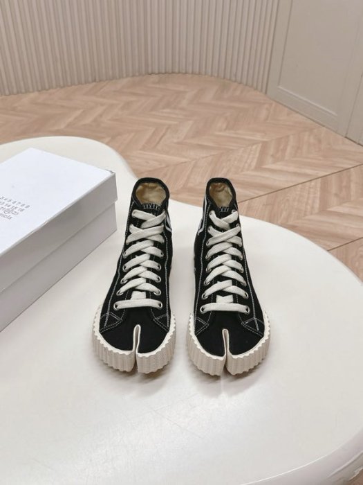 Кеды женские с раздвоенным носком фото 4