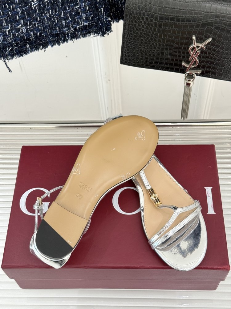 Босоножки фото 9