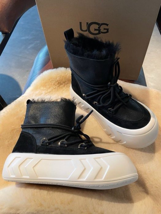 Ugg boots women's