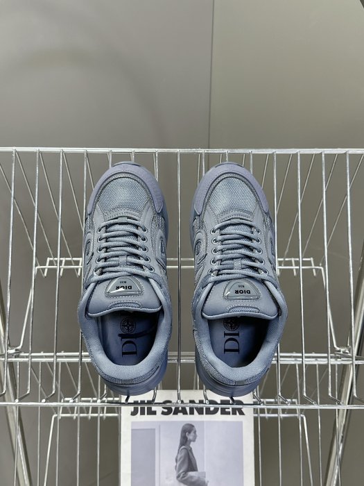 Кроссовки фото 6