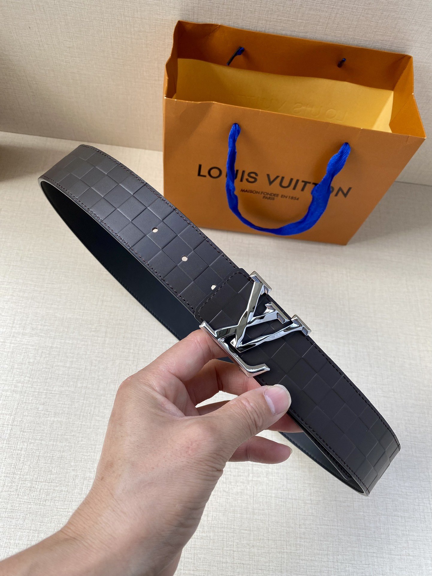 Male belt from buckle LV 4 cm