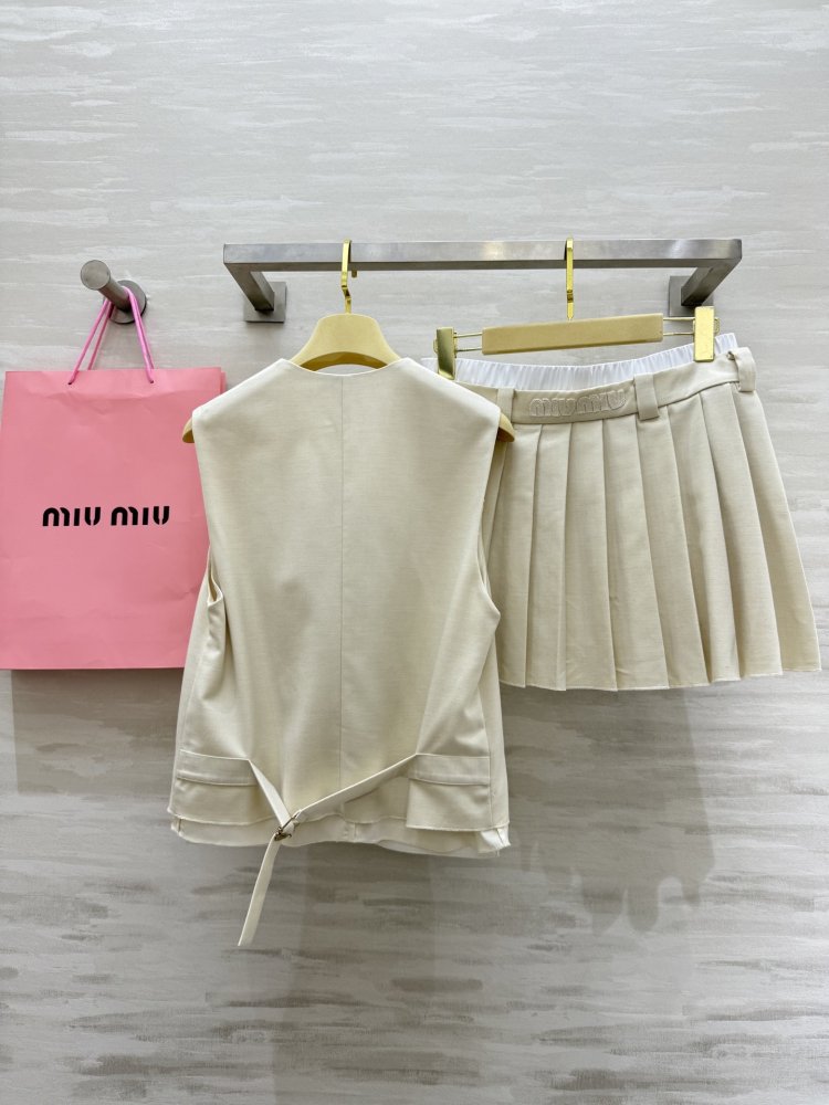 Costume female фото 9