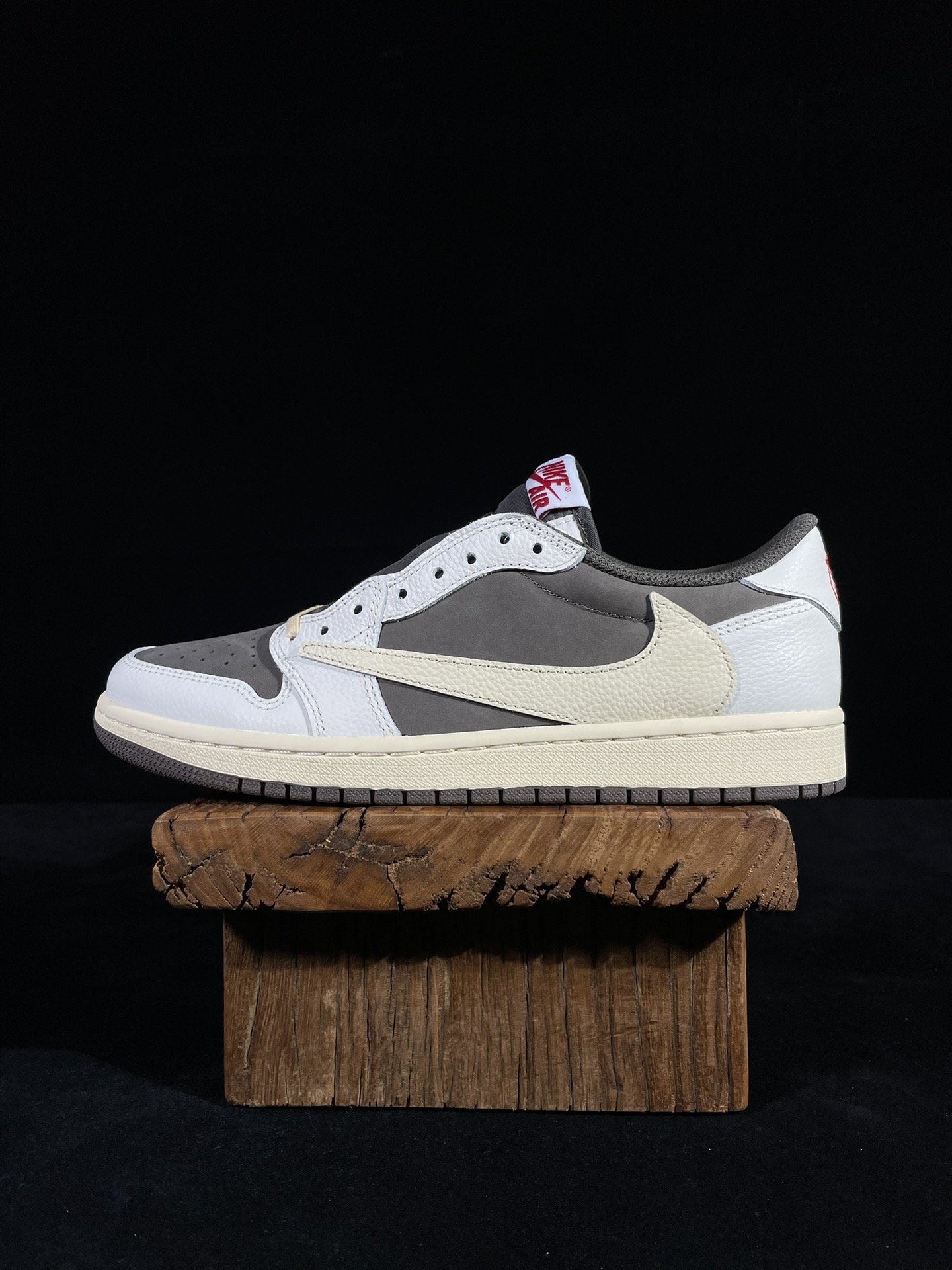 Кроссовки Air Jordan 1 Retro Low OG SP Travis Scott Reverse Mocha DM7866-162