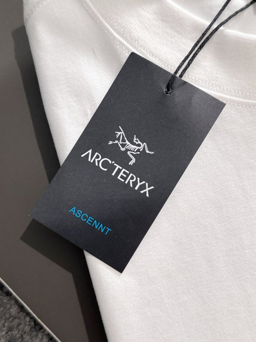 T-shirt men's фото 5