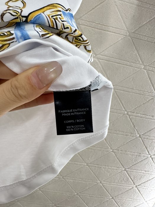 Футболка жіноча фото 9