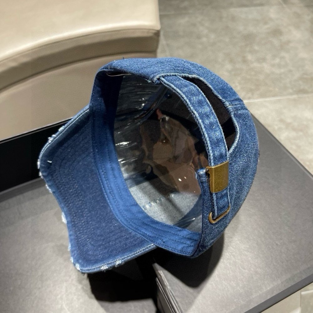 Кепка фото 9