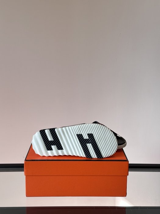 Шльопанці чоловічі фото 9