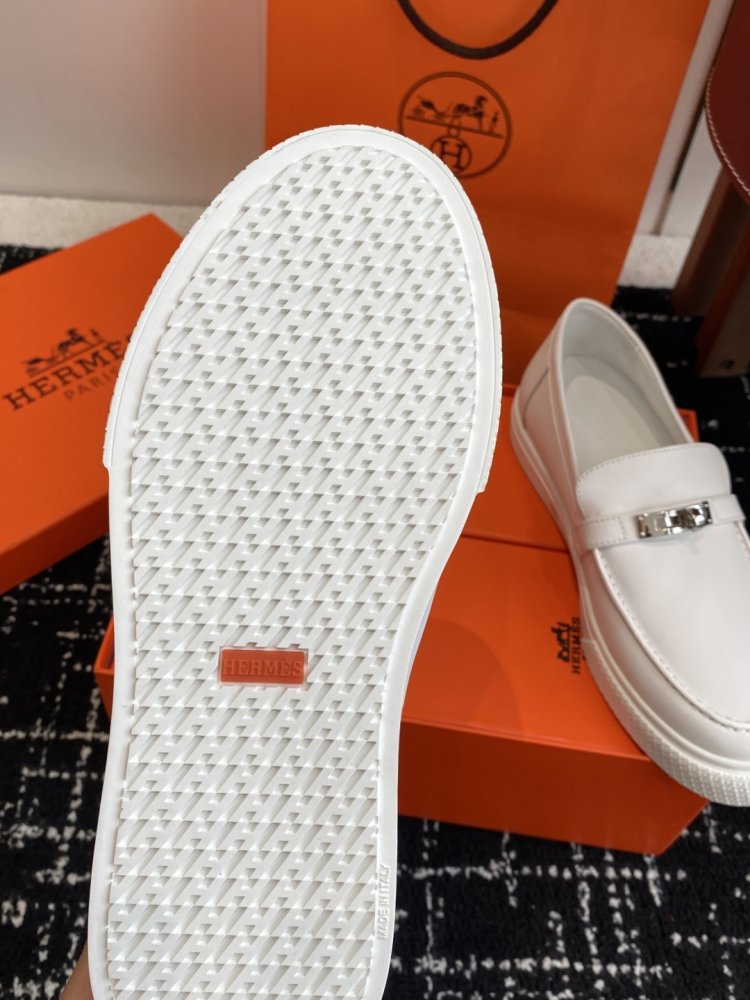 Лоферы женские фото 9